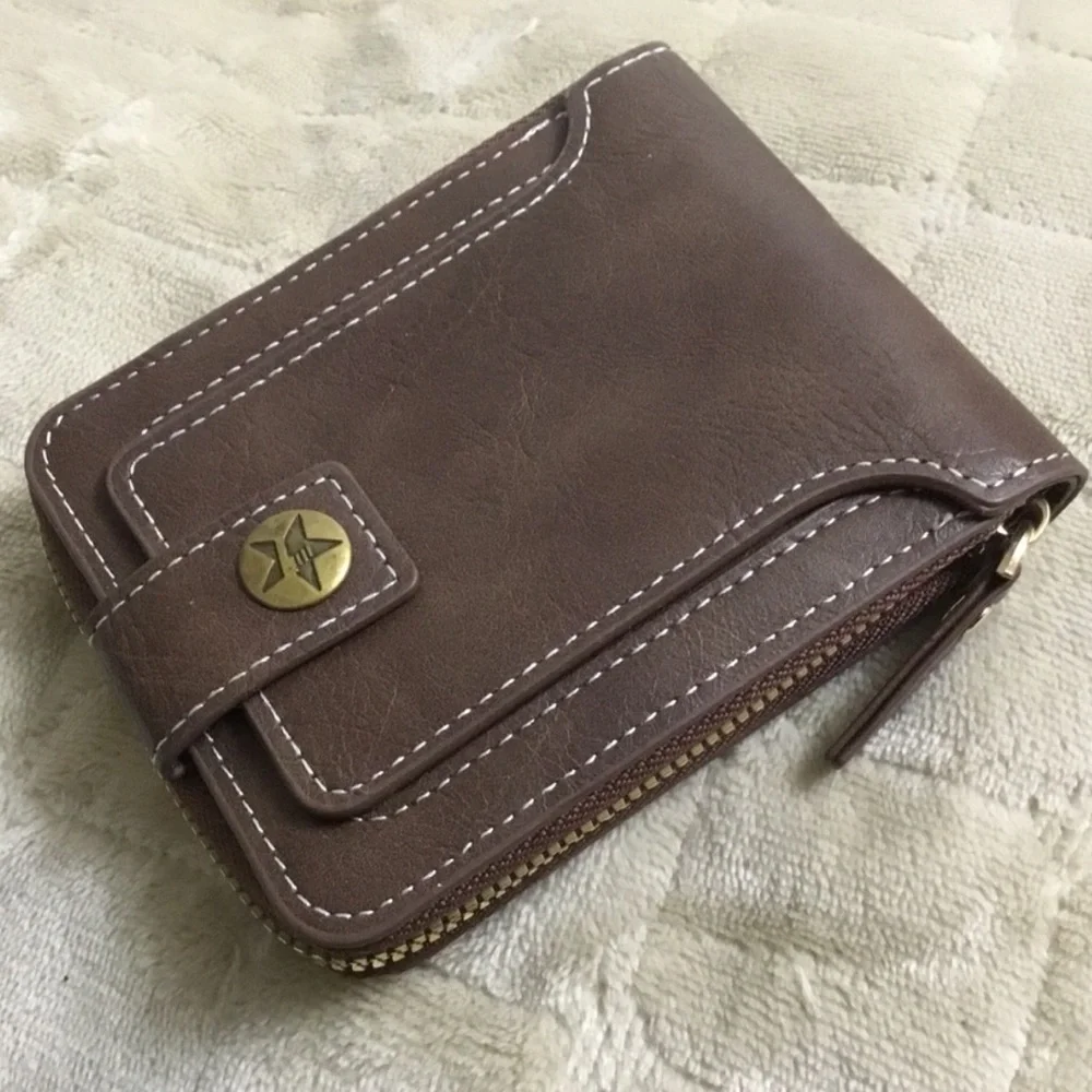 Simple Zipper and Snap Closure Wallet
